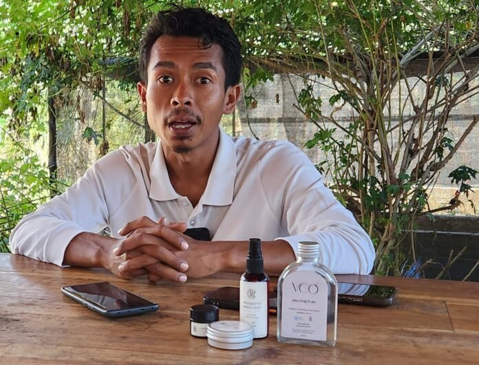 Dari Olahan Kelapa, Produk Turunan VCO Gawah Bongak Mencuri Perhatian Wisatawan Eropa