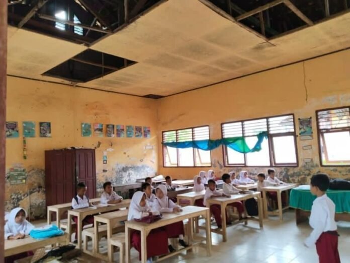 Pemkab Bima Revitalisasi 118 Sekolah