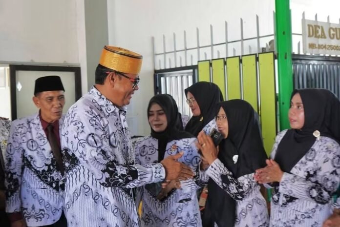 Bupati Dorong Pemerataan Guru dan Penguatan Pendidikan