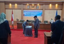 Dewan Kritisi Capaian PAD Rendah Dewan Kritisi Capaian PAD Rendah