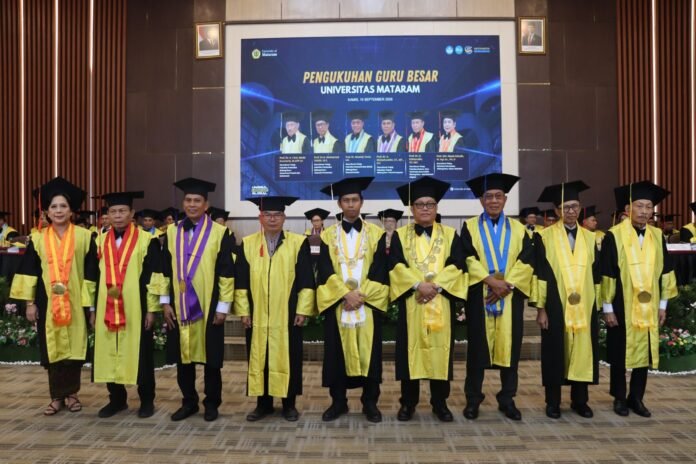 Unram Kukuhkan Enam Guru Besar, Dorong Penguatan Peran Akademisi untuk Masyarakat