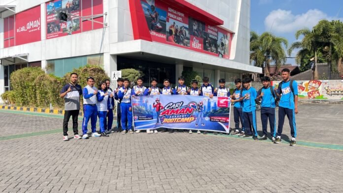 Tiga Siswa-Guru SMKN 3 Mataram Melaju ke Safety Riding Academy