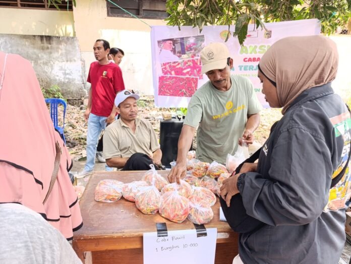 Hari Pangan Sedunia, DKP Lotim Libatkan Champion Cabai di Pasar Murah