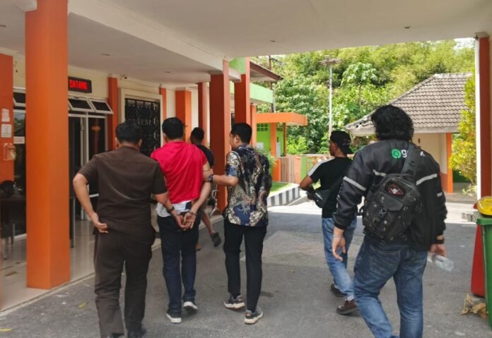 Tiga Orang Diduga Jadi Korban Pembacokan oleh Oknum Anggota TNI