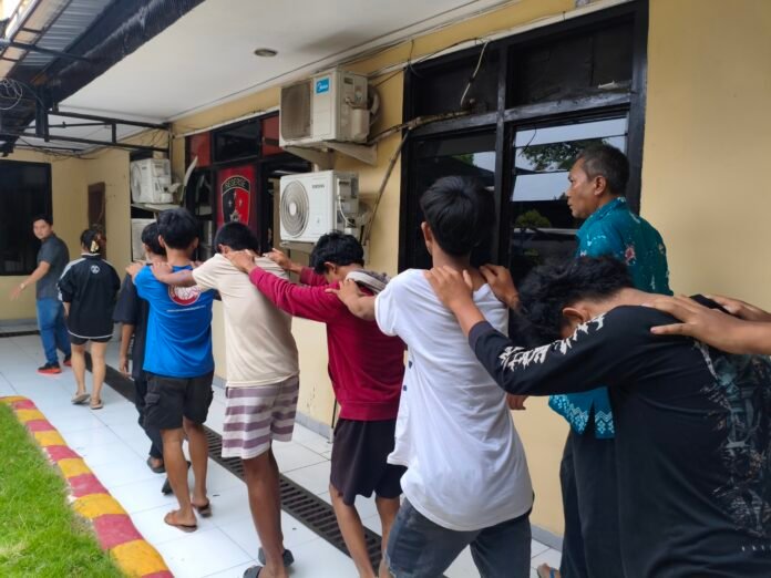 10 Terduga Pelaku Pembacokan di Mataram Ditangkap Polisi