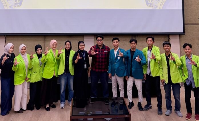 Delegasi Mahasiswa FDIK UIN Mataram Jadi Narasumber Pendidikan Legislatif di UIN Walisongo Semarang
