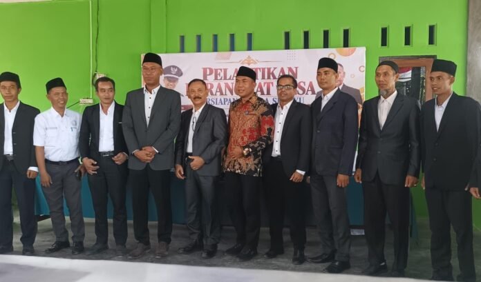 Progres Tercepat, Desa Persiapan Muara Sedayu Kukuhkan Staf