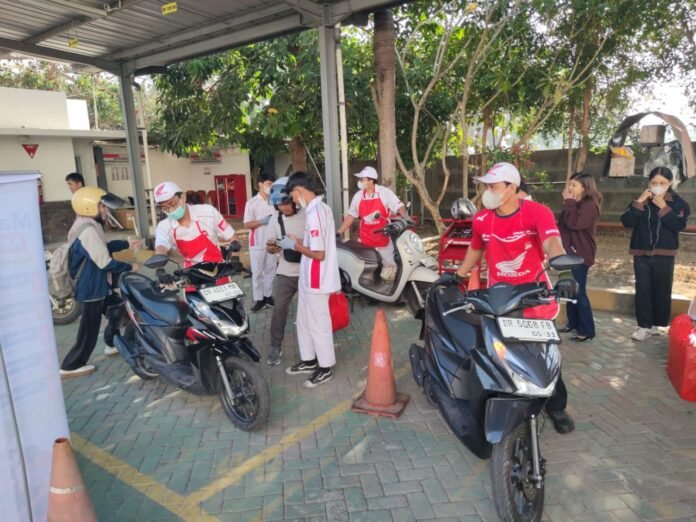 Astra Motor NTB Ajak Karyawan Cek Kendaraan Sebelum Bekerja