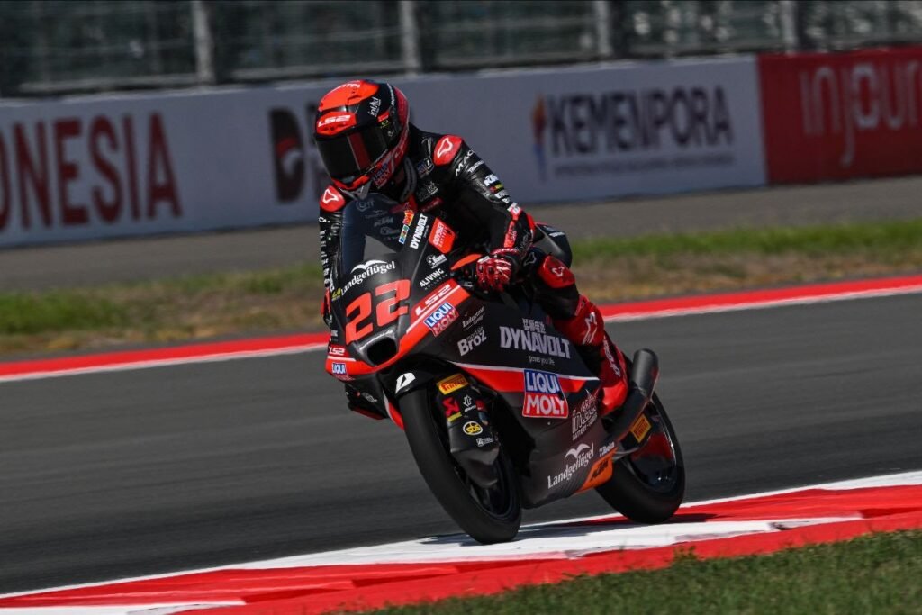 Izan Guevara Cetak Rekor Lap Tercepat Sepanjang Masa Moto2 di MotoGP Mandalika