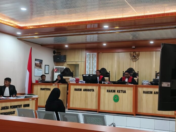 Sidang Narkoba Polres Bima, Hakim Gali Keterangan Adik Terdakwa