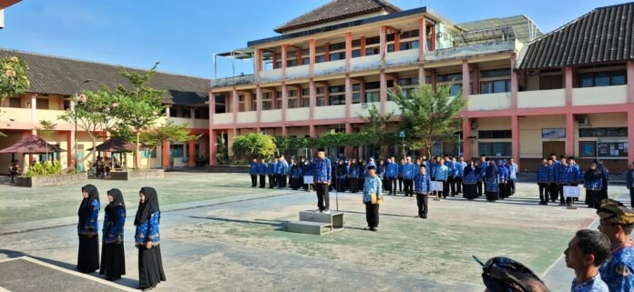 ASN SMKN 3 Mataram Teguhkan Disiplin dan Semangat Pengabdian