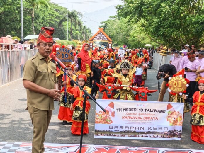 Pemkab Sumbawa Barat Gelar Karnaval Budaya