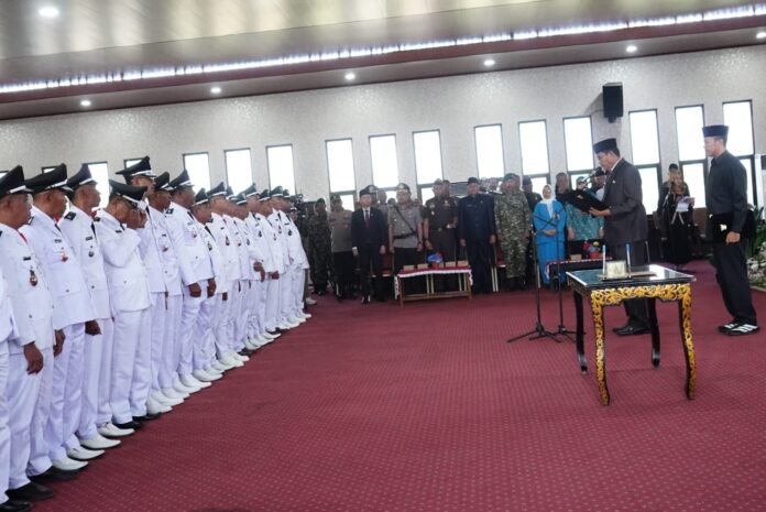 Lantik 18 Kades Terpilih, Bupati Minta Kades Hadirkan Perubahan Nyata