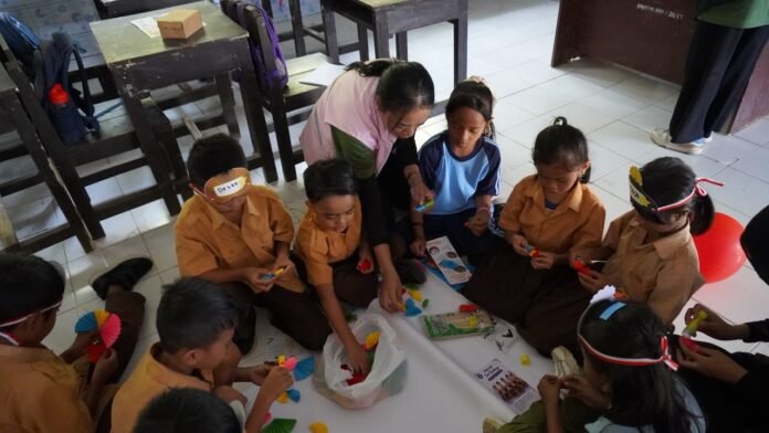 Menyalakan Harapan dari Ruang Kelas, Srikandi PLN Jadi Bagian Gerakan 1000 Guru Lombok