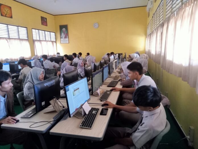 Alami Error, Sejumlah Siswa Gagal Ikut TKA