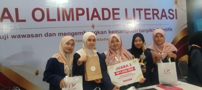Mahasiswa IAI Hamzanwadi Pancor Raih Juara III Olimpiade Literasi Perguruan Tinggi Se-NTB
